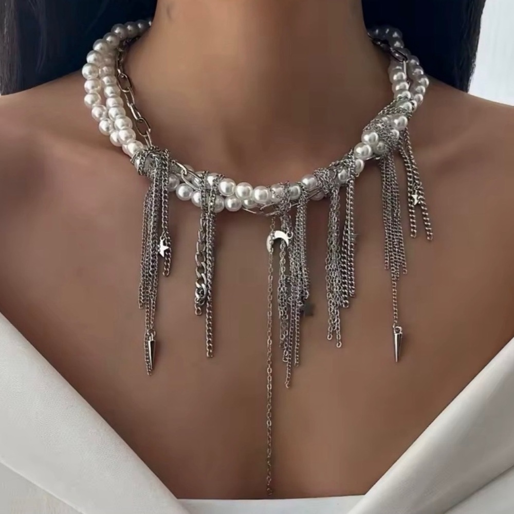 NWOT Zara Pearl & Silver Fringe Statement Necklace - Women Jewelry